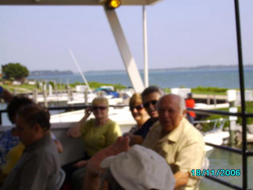 ./Gallery/2011 40th Anniv. Boat Ride/SANY0118.jpg